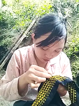 Snapshot of lia-coy chatting on February 11, 3:22 am lia-coy online show from February 11, 3:22 am