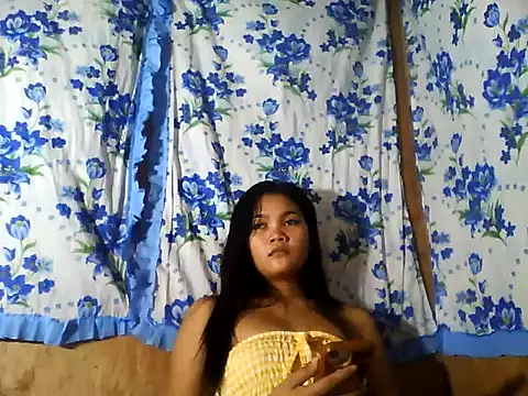 PinaySkinnyJust18 online show from July 4, 10:16 pm