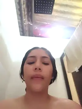 Snapshot of cristal_adams11 chatting on July 10, 8:22 pm cristal adams11 online show from July 10, 8:22 pm