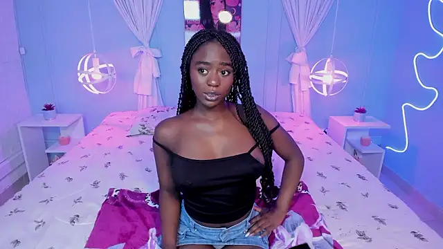 naomi campell online show from February 22, 5:55 pm