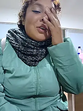 HannaRose- online show from April 19, 1:49 am