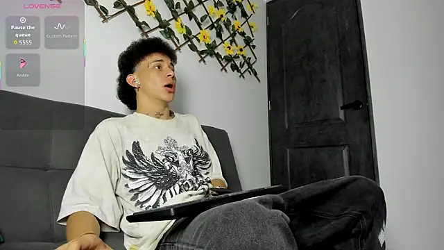 Maxxx bigcockx online show from March 20, 1:32 am