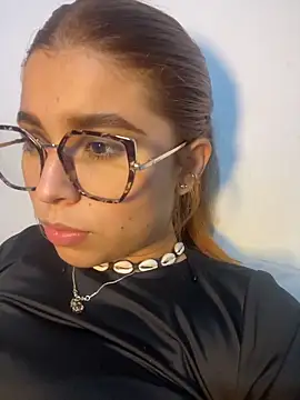 baddieasiantv online show from February 3, 2:53 am