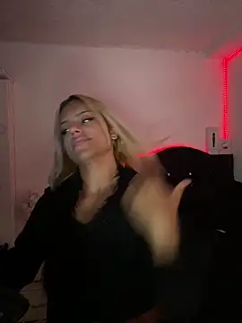 andyy x online show from April 8, 12:32 am