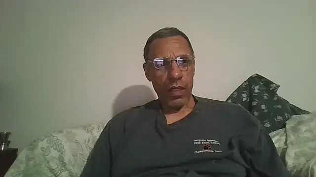 swimmer2496 online show from February 15, 3:47 am