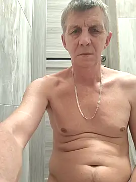 Snapshot of andrei73200 chatting on January 31, 7:11 pm andrei73200 online show from January 31, 7:11 pm