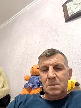 Snapshot of andrei73200 chatting on February 10, 2:54 pm andrei73200 online show from February 10, 2:54 pm