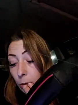 dewimp1 online show from March 17, 8:01 pm