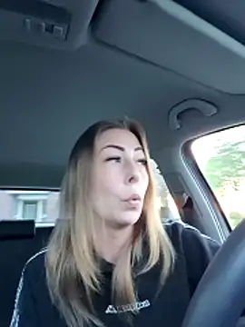 dewimp1 online show from April 16, 6:19 pm