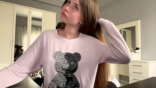 Iuckystar19 online show from February 2, 12:48 pm