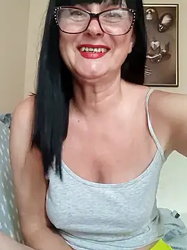AliceSwan57 online show from June 12, 8:13 am
