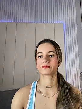 JuliaColemann online show from March 15, 12:11 pm