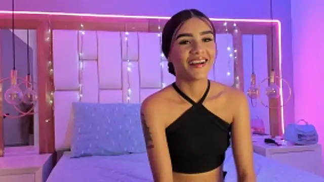 Snapshot of StefanyCondia chatting on February 11, 6:02 pm StefanyCondia online show from February 11, 6:02 pm