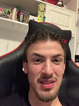 cengizbora online show from February 3, 8:47 pm