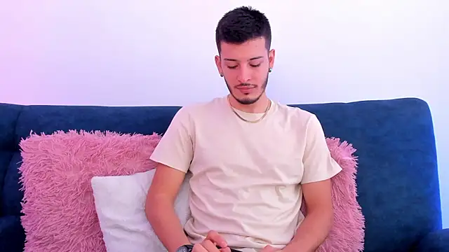 Snapshot of josh__val chatting on May 15, 3:08 pm josh val online show from May 15, 3:08 pm