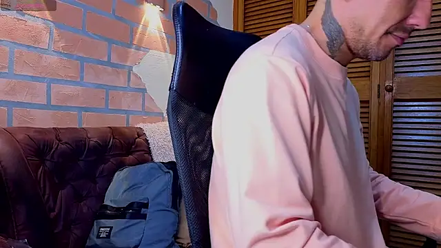 mister eithan online show from March 25, 2:17 am