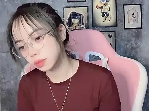 Suki 99 online show from February 27, 4:51 pm