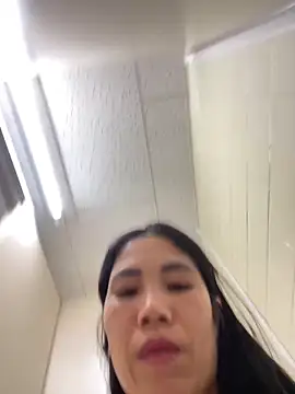 Snapshot of Keola_kwad chatting on February 17, 10:16 pm Keola kwad online show from February 17, 10:16 pm