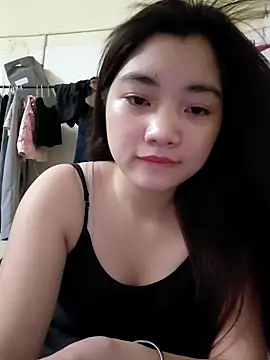 Pinks cool online show from April 15, 5:31 pm