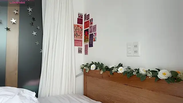 cutiemari online show from August 8, 5:09 am