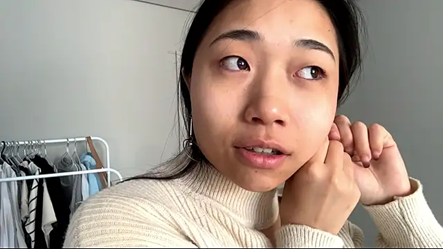 Snapshot of SweetMiaXO chatting on February 9, 11:09 pm SweetMiaXO online show from February 9, 11:09 pm