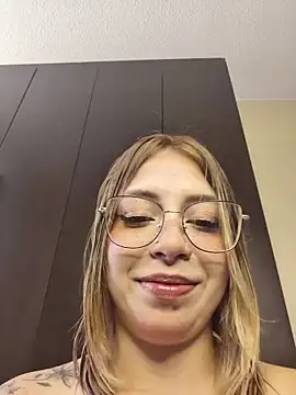 BellaDonna 16 online show from March 28, 7:02 pm