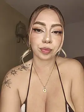 BellaDonna 16 online show from April 21, 2:15 am