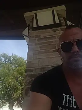 Snapshot of daddydonkey84 chatting on July 19, 8:56 pm daddydonkey84 online show from July 19, 8:56 pm