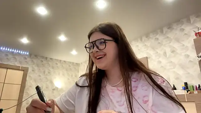 Snapshot of _MaryLove_ chatting on March 4, 5:08 pm MaryLove online show from March 4, 5:08 pm