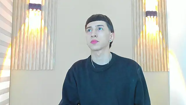 lian cameron online show from February 19, 3:57 am