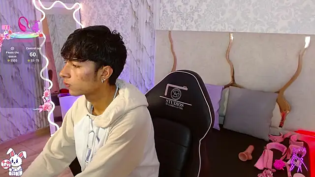 osamu tay online show from April 8, 3:06 am