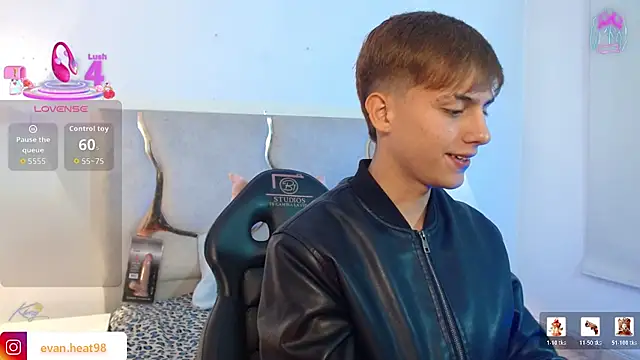 EVAN TAY online show from March 25, 3:01 am