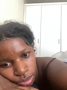 PrimaDonnaxx online show from February 8, 10:07 am