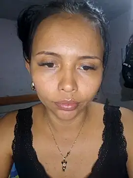 Snapshot of Daniela_Cruz_ chatting on February 8, 3:37 pm Daniela Cruz online show from February 8, 3:37 pm