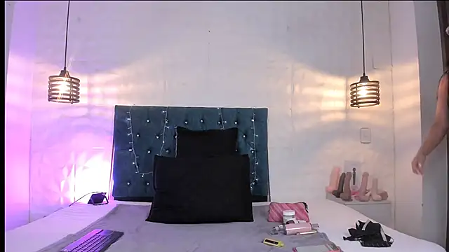 samantha foxyy online show from June 18, 11:36 am