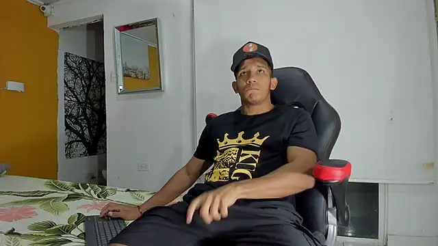 ricky spensar23cm  online show from March 10, 2:16 am