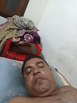 deshilnd online show from July 4, 8:26 pm