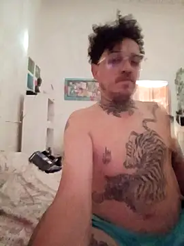 Snapshot of helloandi chatting on March 30, 7:37 pm helloandi online show from March 30, 7:37 pm