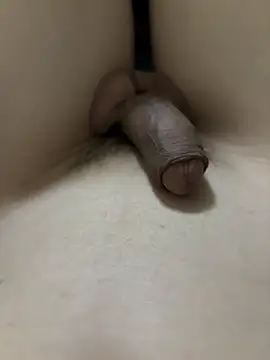 Snapshot of llkiki chatting on February 28, 4:52 pm llkiki online show from February 28, 4:52 pm