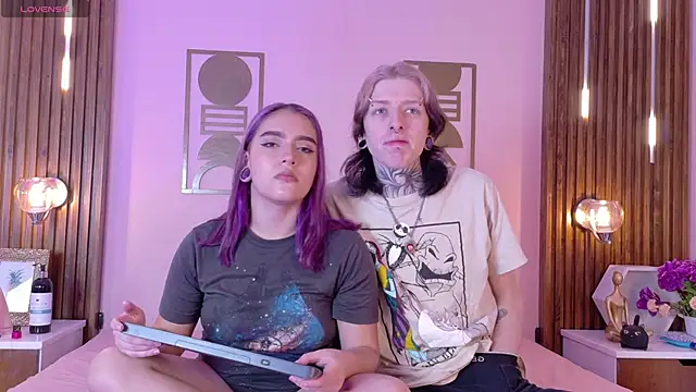 Snapshot of Hanna-Winchester chatting on February 7, 3:43 am Hanna-Winchester online show from February 7, 3:43 am