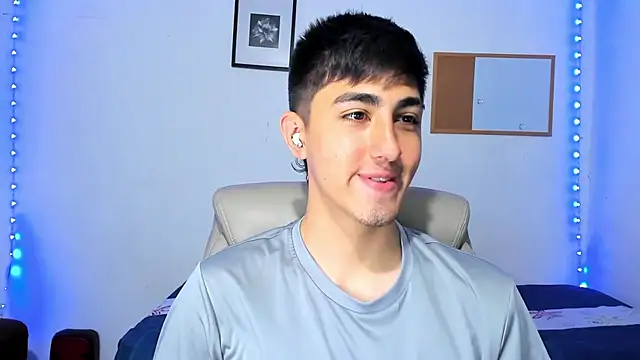 babyted272 online show from April 11, 4:22 pm