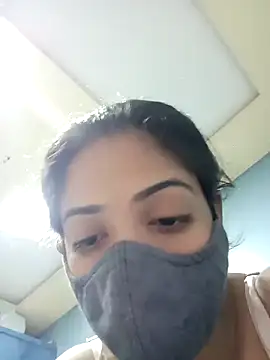 Snapshot of sonalidey5565 chatting on February 18, 7:15 am sonalidey5565 online show from February 18, 7:15 am