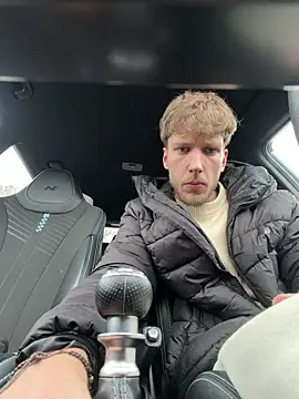 Snapshot of YoungSkinnyBoy20 chatting on February 16, 12:01 pm YoungSkinnyBoy20 online show from February 16, 12:01 pm