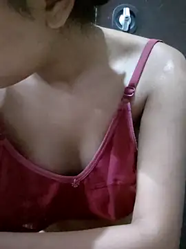 Snapshot of twinkle20 chatting on February 22, 3:43 pm twinkle20 online show from February 22, 3:43 pm