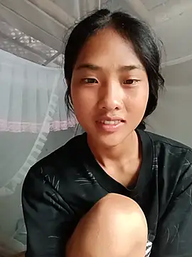 Snapshot of Hoa-tuylip chatting on July 14, 2:05 am Hoa-tuylip online show from July 14, 2:05 am