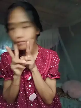 Snapshot of Hoa-tuylip chatting on July 19, 12:25 am Hoa-tuylip online show from July 19, 12:25 am