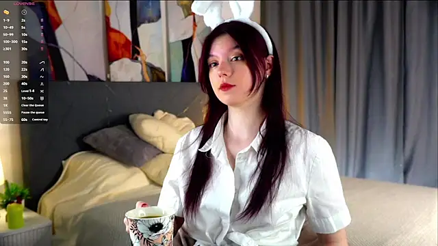 SelmaCarolfi online show from April 9, 1:16 am