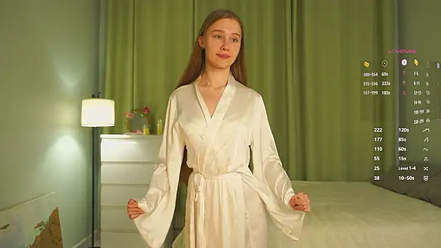 Snapshot of SharaNewbern chatting on February 19, 2:46 pm SharaNewbern online show from February 19, 2:46 pm