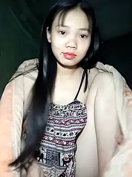 derylove  online show from March 11, 7:14 am