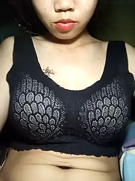 derylove  online show from April 16, 3:02 pm